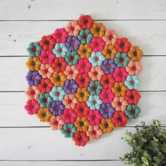 Bright Newborn Layering Blanket Photoshoot Flower Layer for Baby Photography - Picture 2 of 5